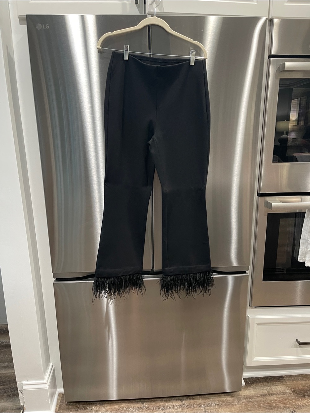 Chico's Black Feather-Hem Cropped Dress Pants